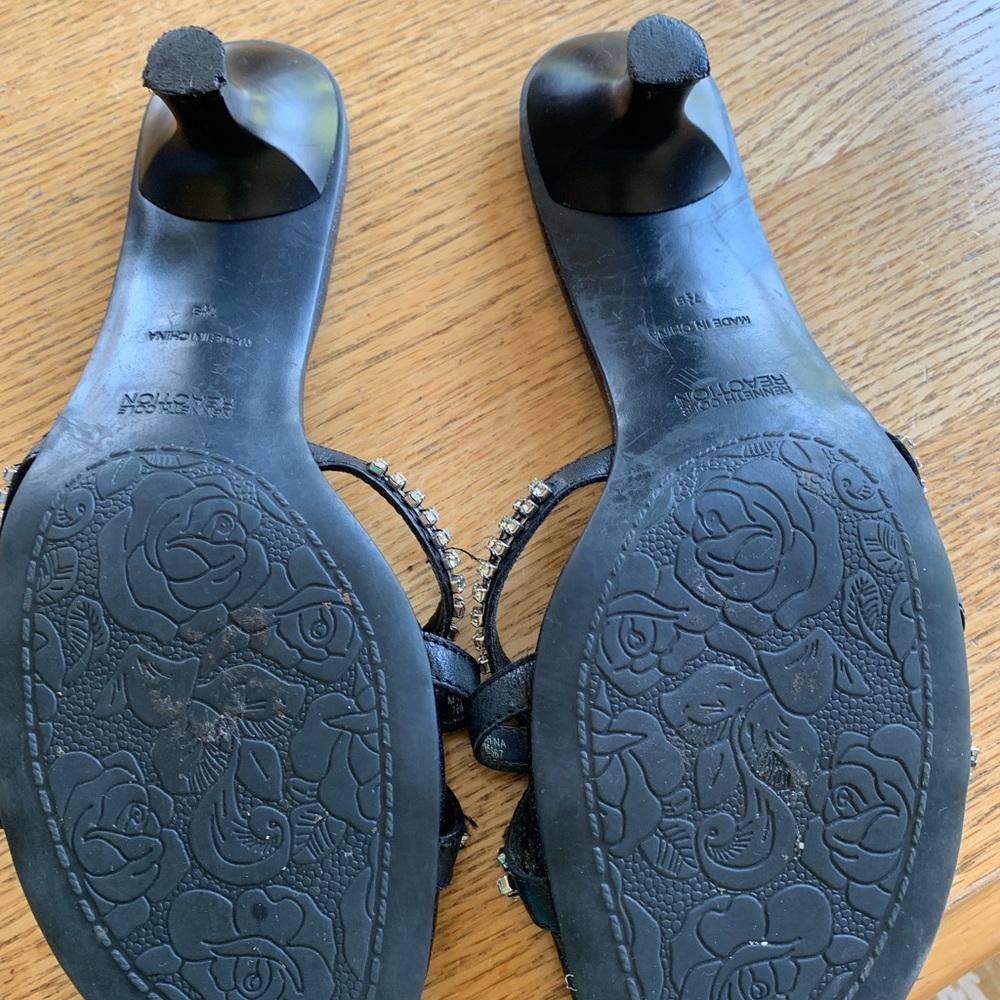 Kenneth Cole Sandals - Picture 4 of 4